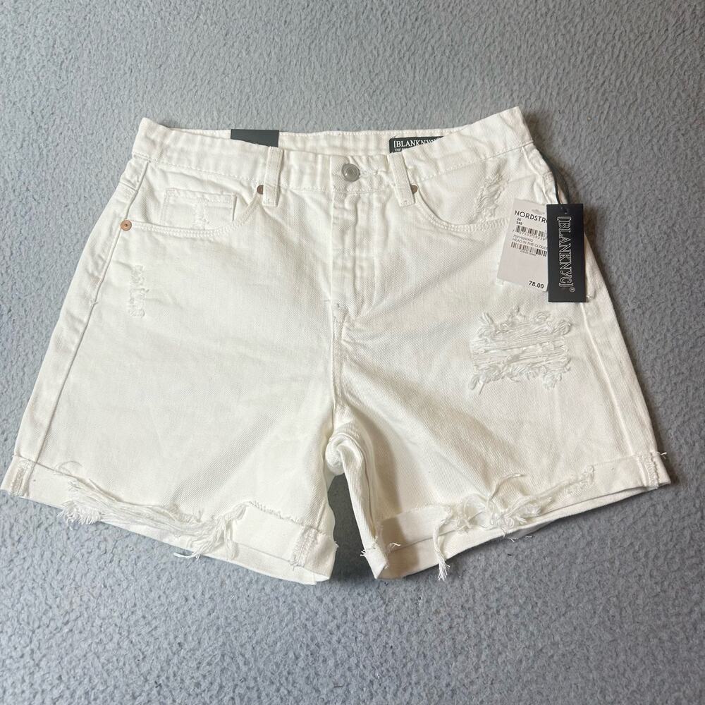 BLANKNYC Short Womens 26 Cream Denim The Perry In See You Again‎ Distressed NEW
